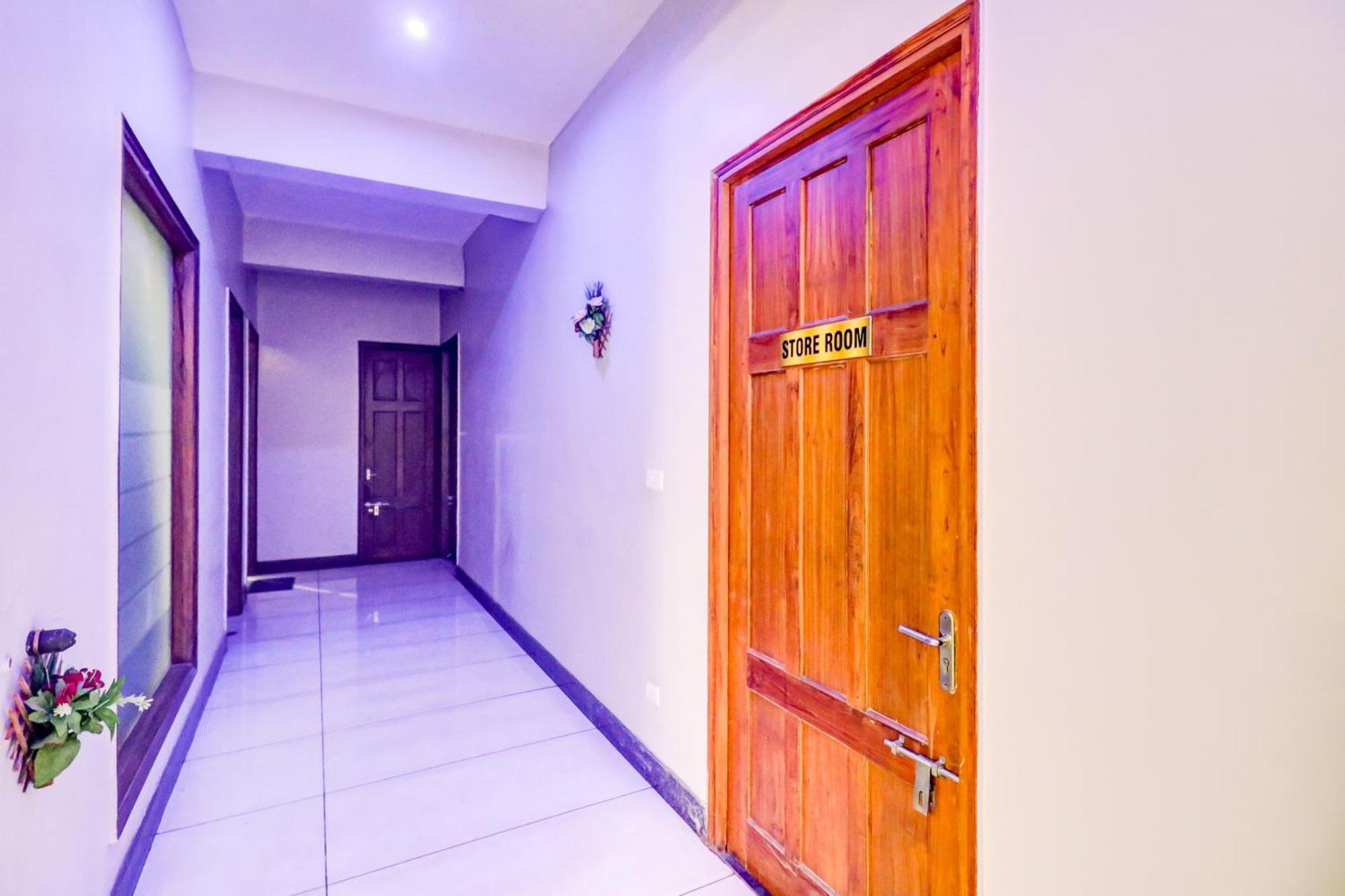 Hotel O Tokyo Chinhat Dış mekan fotoğraf