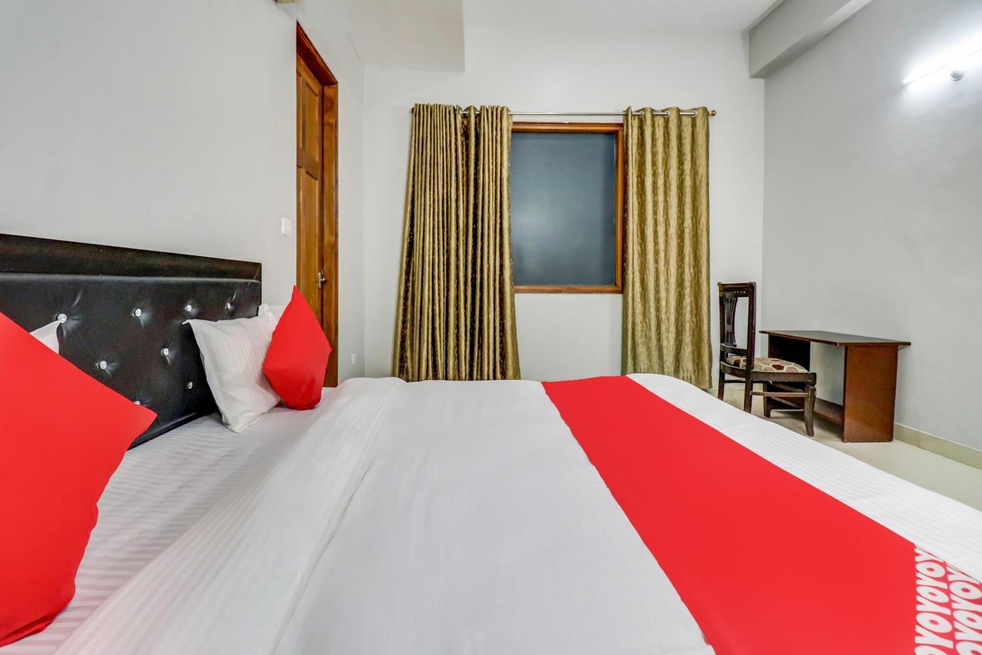 Hotel O Tokyo Chinhat Dış mekan fotoğraf